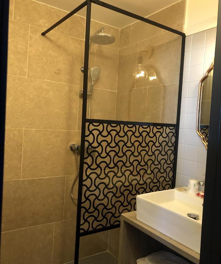 Hotel L'Embarcadere ลาบาร์-เดอ-มงต์ ภายนอก รูปภาพ