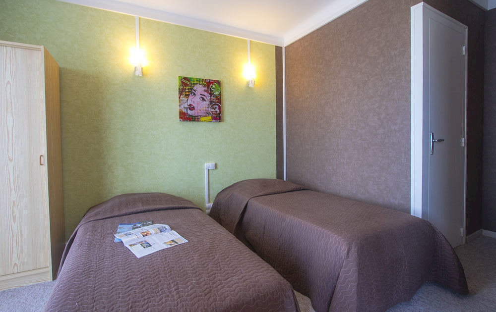 Hotel L'Embarcadere ลาบาร์-เดอ-มงต์ ภายนอก รูปภาพ